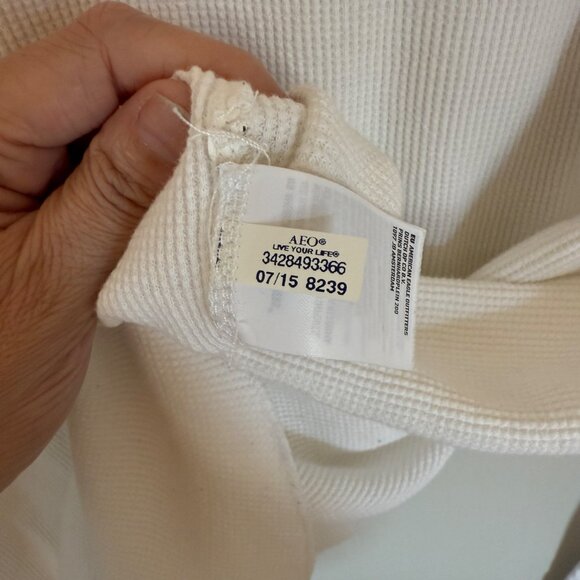 American Eagle Mens White Waffle Knit Long Sleeve Shirt With Embroidered Logo - Picture 6 of 13